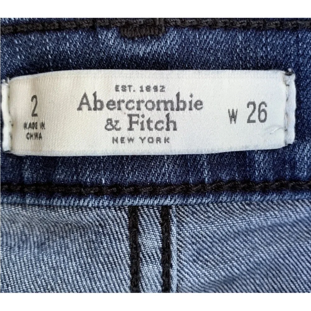 Abercrombie & Fitch Women's Cutoff Cuff Denim Jean Shorts Size 2 W26